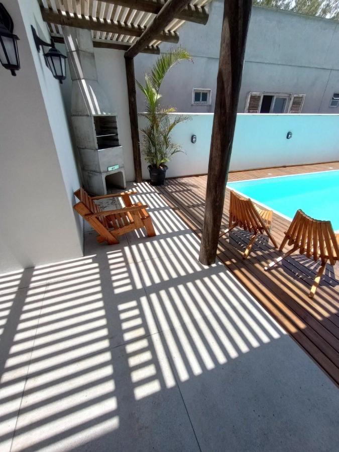 The Guest House Hostel Balneario Gaivota Екстер'єр фото