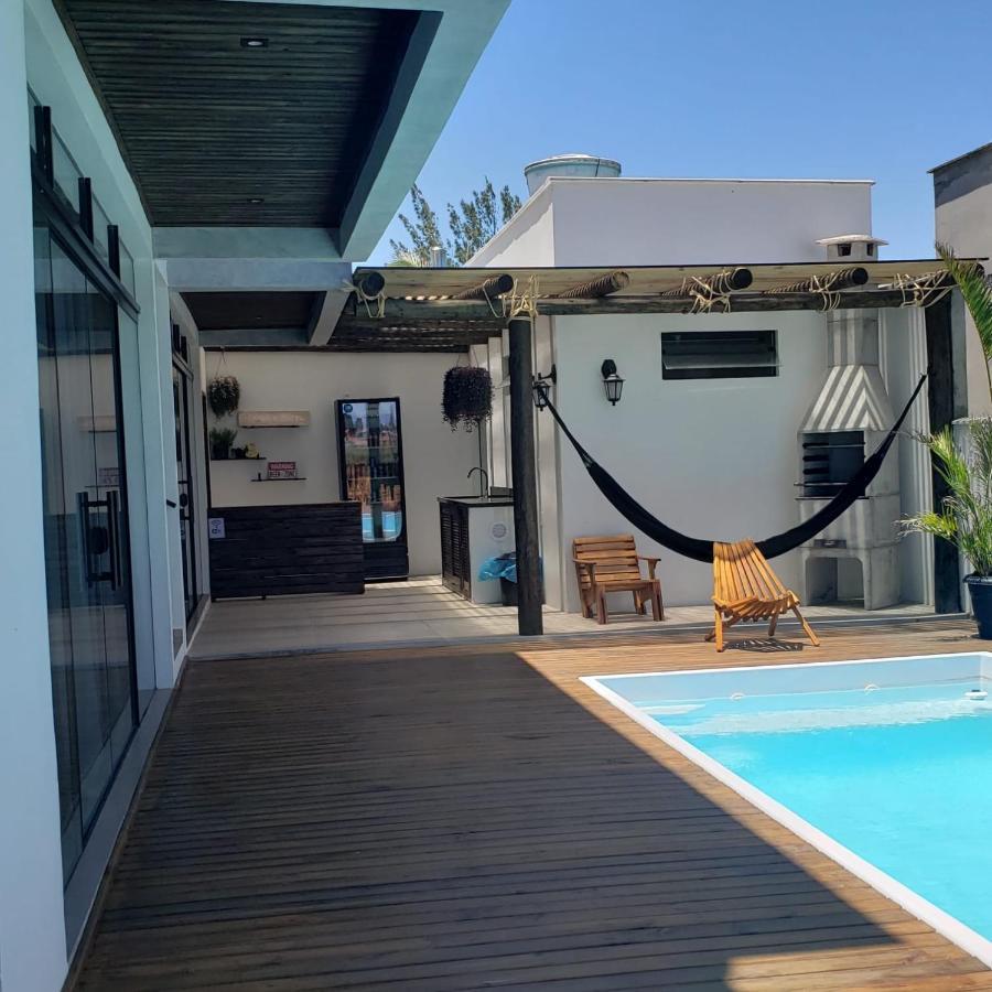 The Guest House Hostel Balneario Gaivota Екстер'єр фото