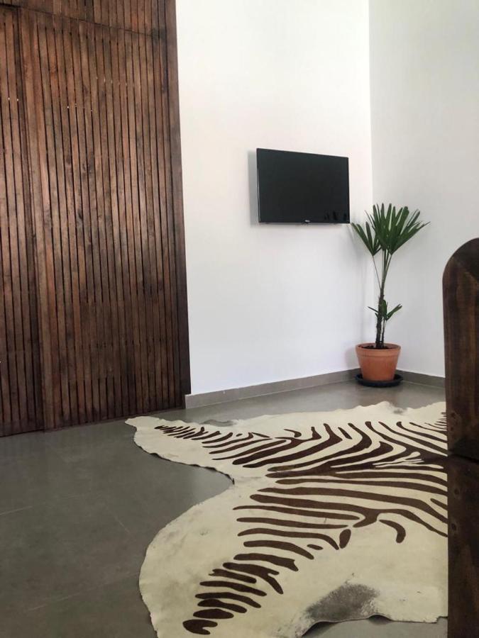 The Guest House Hostel Balneario Gaivota Екстер'єр фото